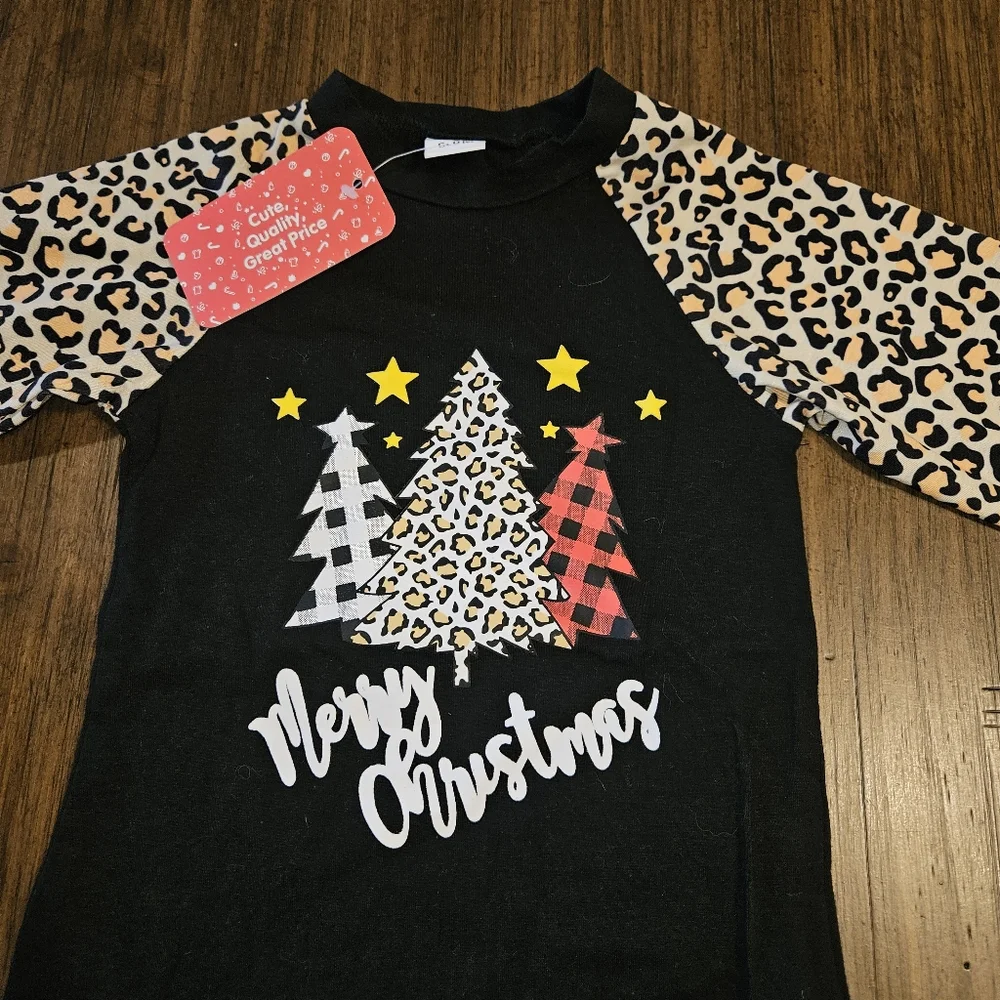 Merry Christmas Leopard Baby Size 6-9 months Romper